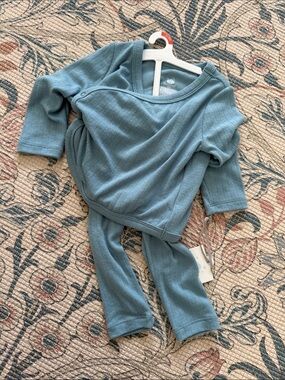 Cloud Island 2 pc pajama set nwt 6-9m